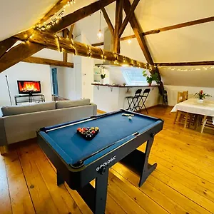 Down Town Spacious Loft With Private Parking Brüssel