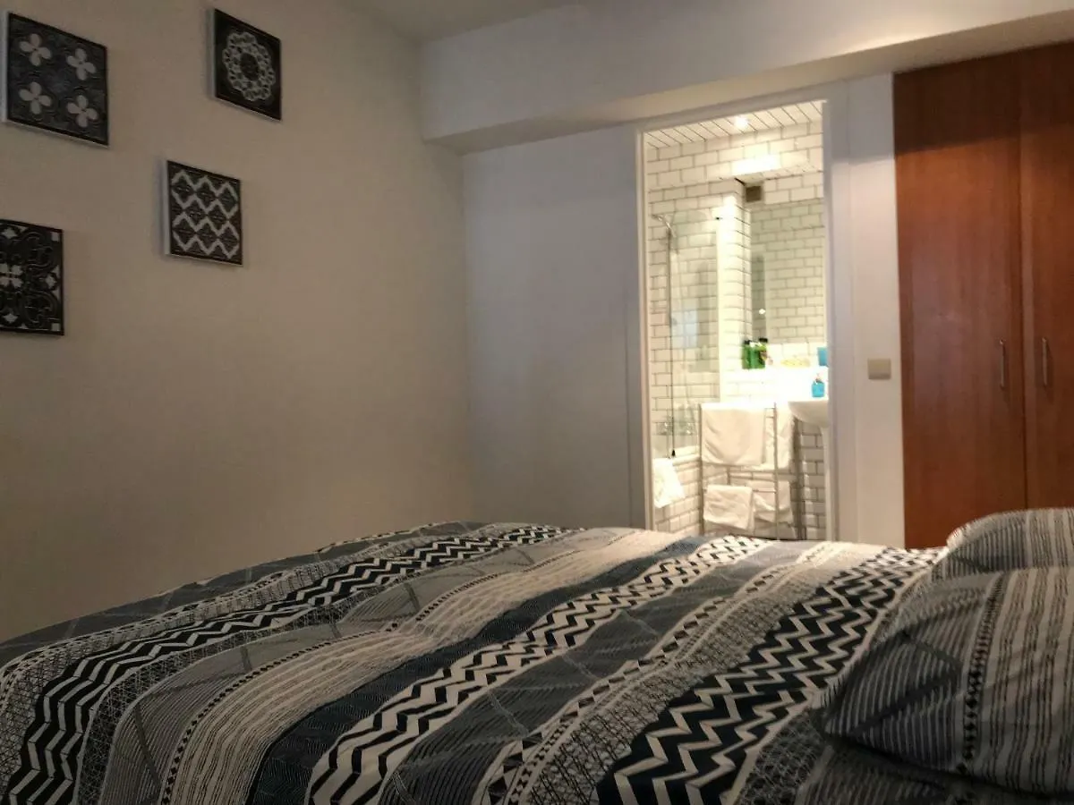 Grand Place Apartment Bruselas 0*,